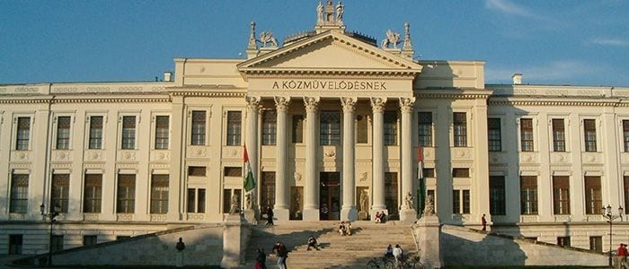 جامعة سزجد (سيغيد)